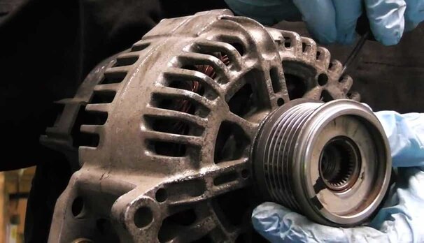 How Long Will a Car Run without Alternator